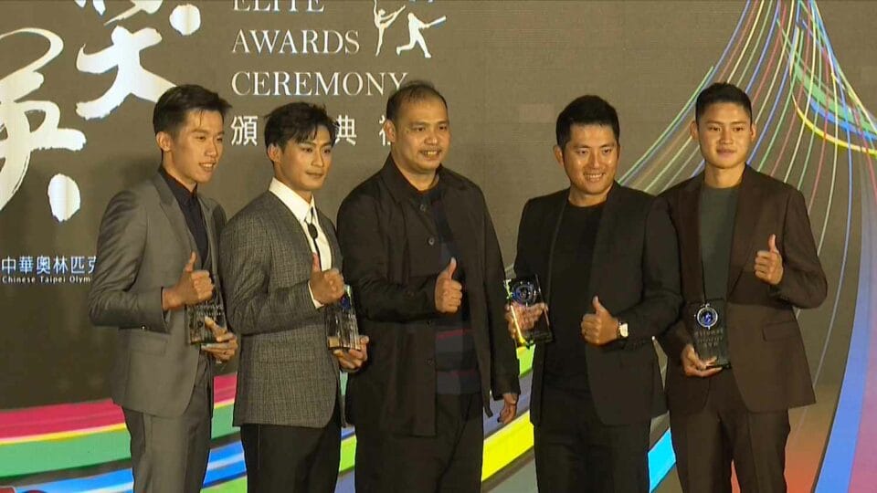 體育精英獎揭曉1900