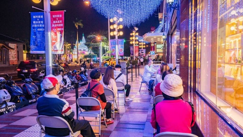 快出發打疫苗!屏東縣限時3天、6大疫苗站 打莫德納送現金500元