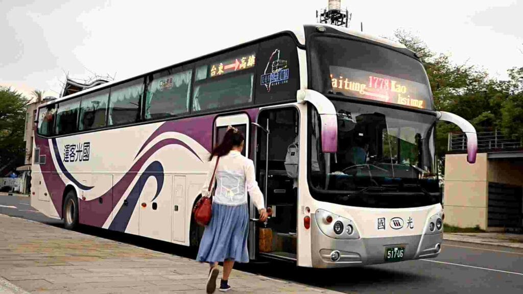 國光號停駛台東1900