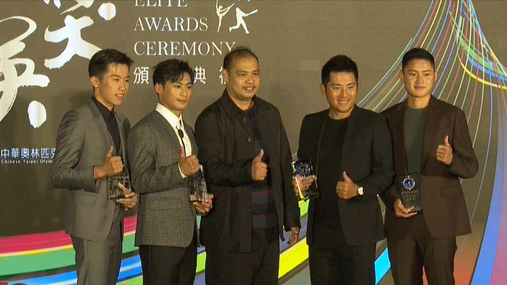 體育精英獎揭曉1900