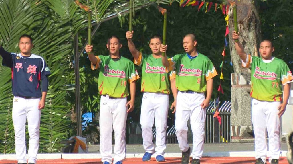 地利聯運操場啟用1900