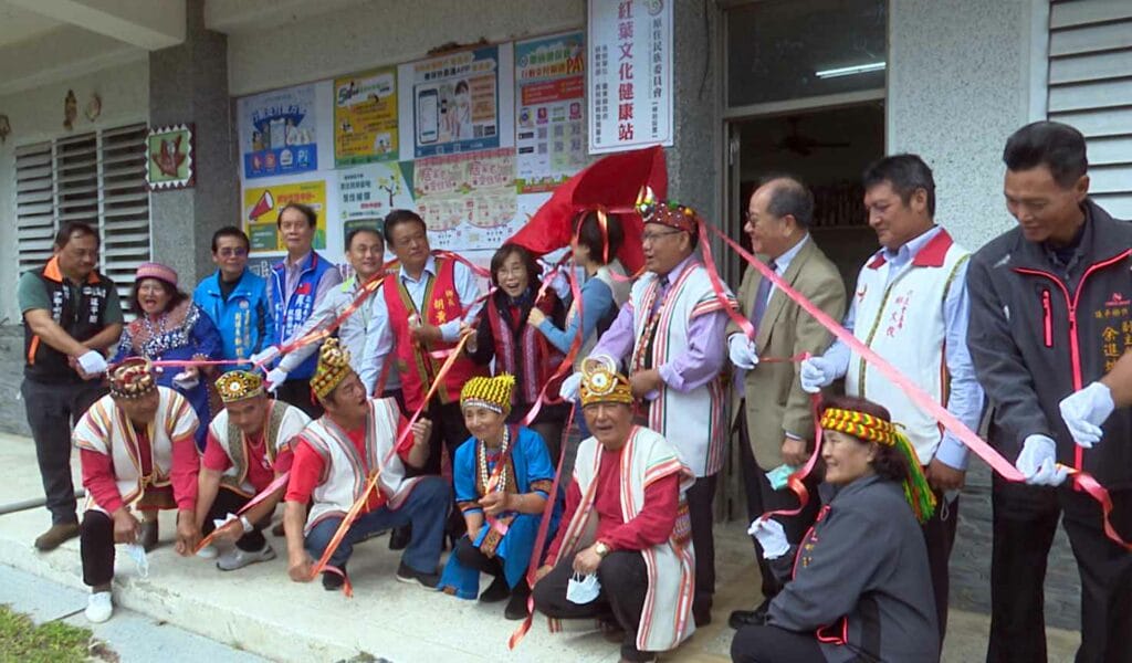 紅葉文健站好釋成雙1900